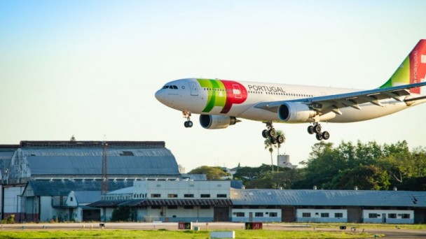 Avião