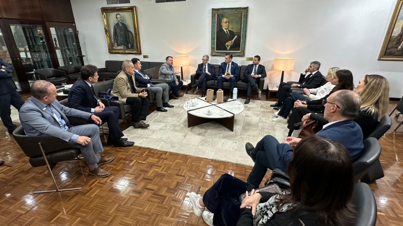 Reunião busca transformar laços de identidade em projetos práticos de turismo