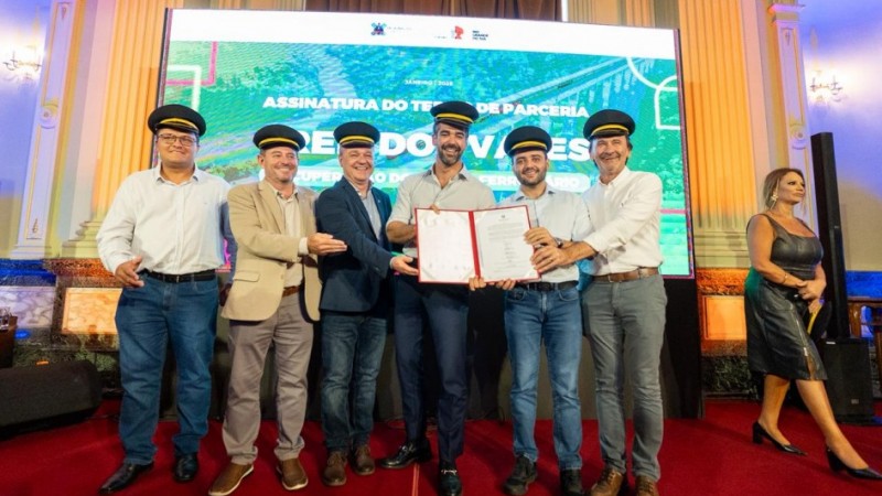 Imagem com o documento assinado